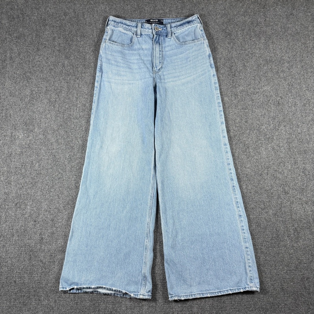 Hollister Ultra High-Rise Baggy Wide Leg Jeans Light Wash Blue Womens 6R / 28R